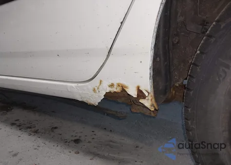 2003 Toyota Corolla Ce from USA, damaged, VIN 1NXBR32E83Z060318